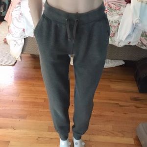 dark grey champion sweatpants